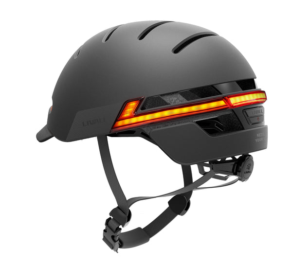 Livall BH51T neo smart cycling helmet features front facing bright LED’s and automatic brake warning light to keep you safe on the roads, especially good for night-time visibility. The auto on/off LED lights give 270 degree visibility in low light conditions. Stay road safe at Electric Travels.
